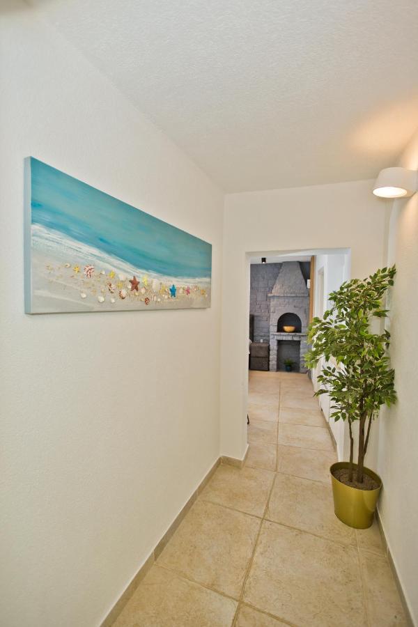 Apartment And Studios Happy Place Hvar Town Buitenkant foto